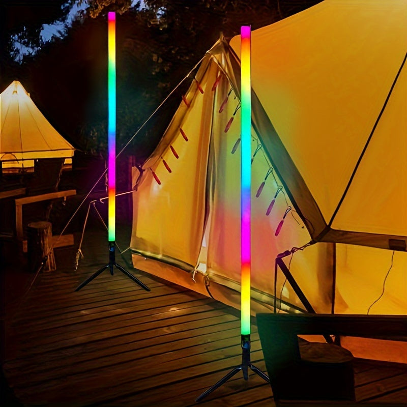 Ilova orqali boshqariladigan aqlli LED pol chirog'i, RGB musiqa muhitini yaratish, simsiz, USB quvvatlanadigan, turli xonalar va tadbirlar uchun ko'p rangli turuvchi chiroq. Suvga chidamli emas, batareya yo'q, USB porti mavjud.