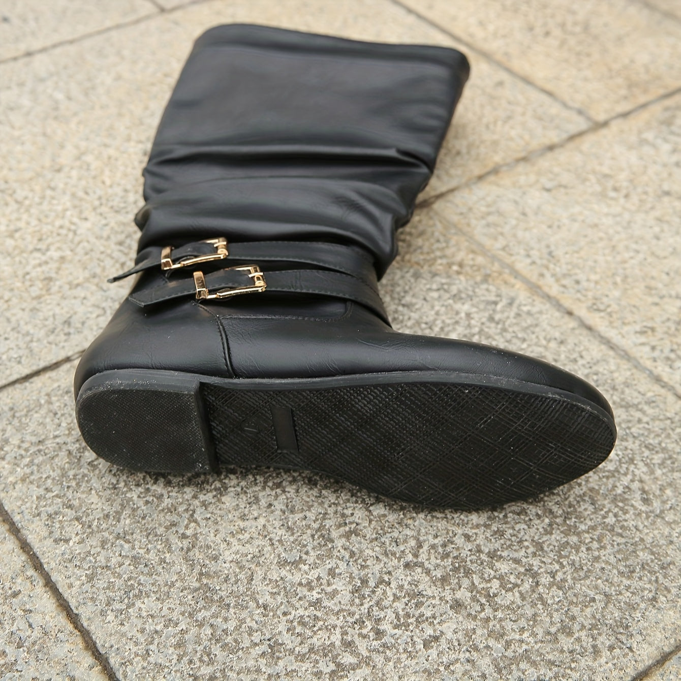 Women's Casual Leather Boots With Side Zipper and Round Toe