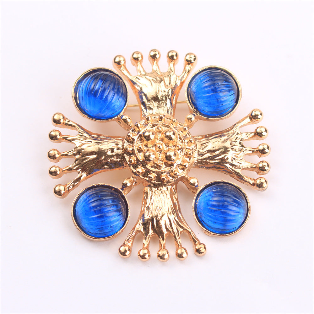 Baroque Crown Brooch with Rhinestones Elegant Jewelry for Outfits and Accessories