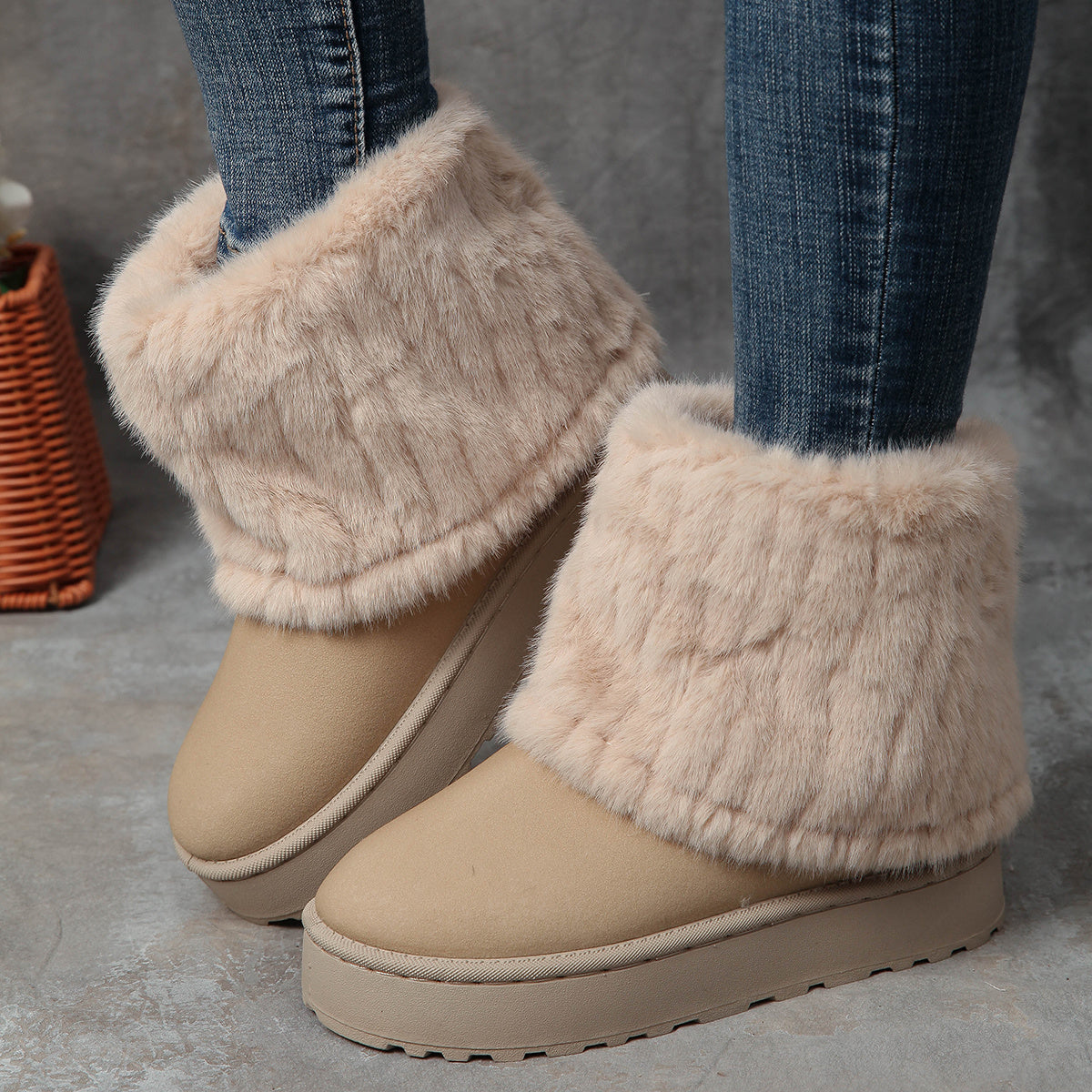 Women's Fleece-Lined Winter Boots Slip-On Round Toe Ankle Mid-Heel Durable Sole