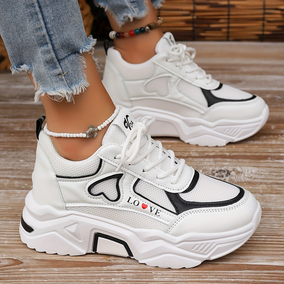 Women's Mesh Chunky Sneakers Breathable Lace Up Low Top Trainers