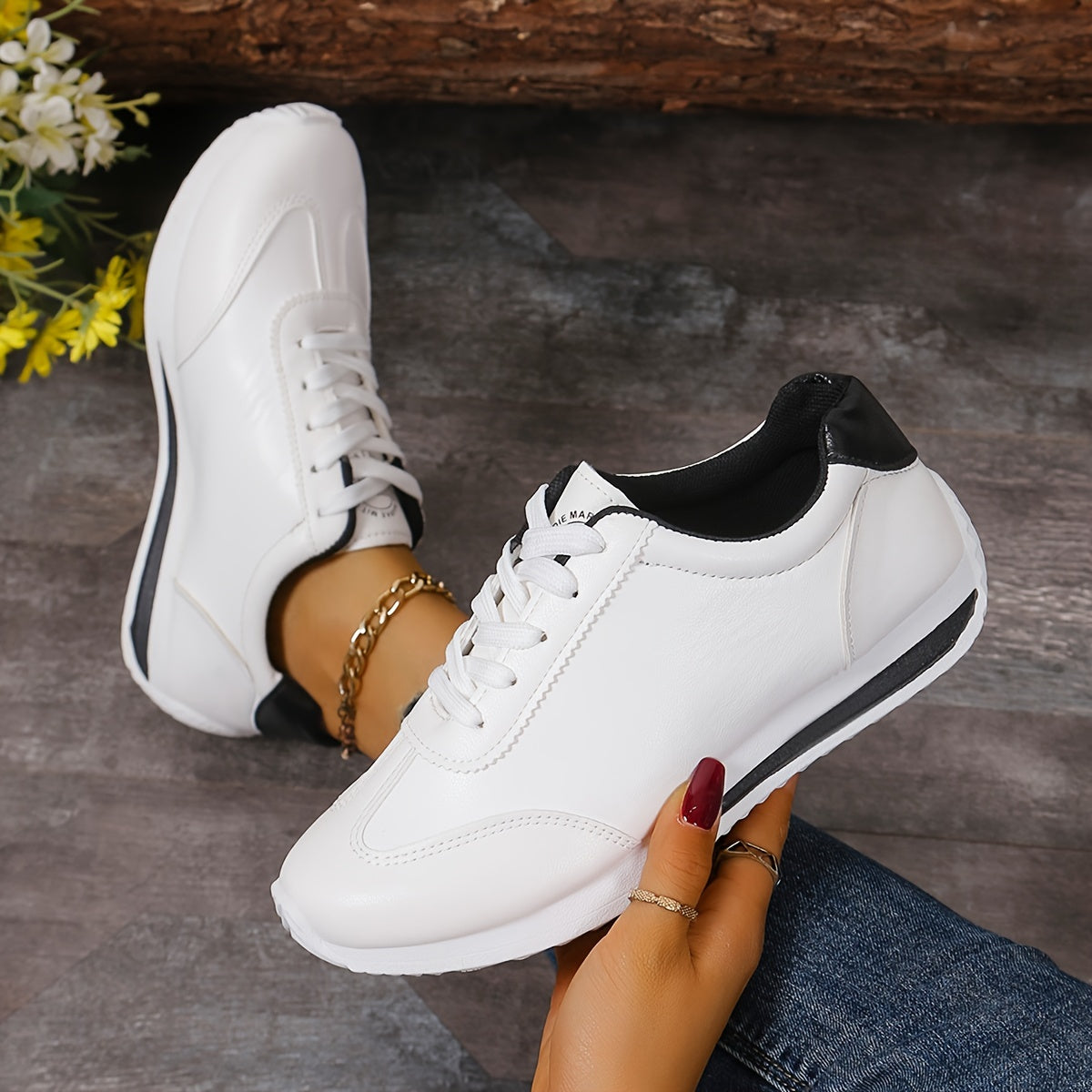 Women's Casual Sneakers Solid Color Lace-Up Platform Non-Slip Rubber Sole
