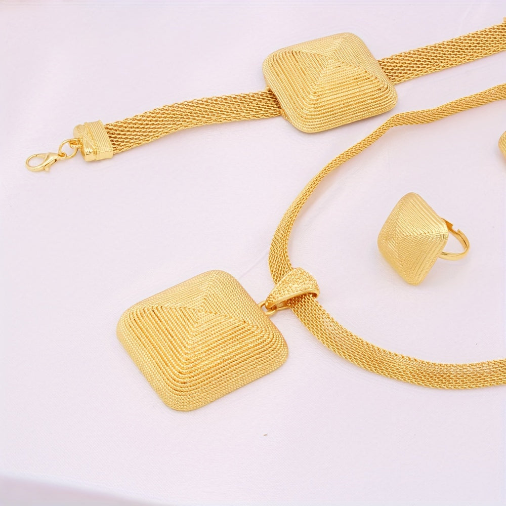 JIAMILA Luxury Tribal Style Jewelry Set, oltin qoplangan zink alloydan tayyorlangan taqinchoq, bilakuzuk, uzuk va sirg‘alar bilan. Har kuni va bayramlarda kiyish uchun ayollar uchun mukammal. Ajoyib Valentin kuni sovg‘asi bo‘lib, barcha uchun mos.