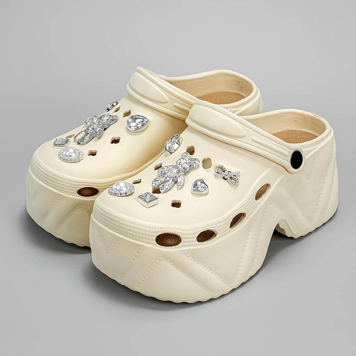 Women's Rhinestone Bear Decor Clogs Casual Hollow Out Garden Shoes