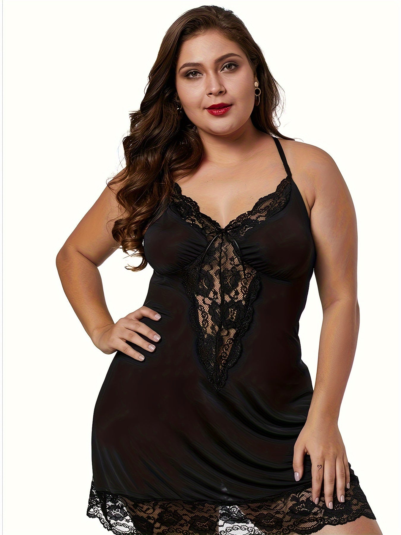 Plus o'lchamdagi ayollar uchun erkin chuqur V tikanli kechki kiyimlar kontrast detallari bilan