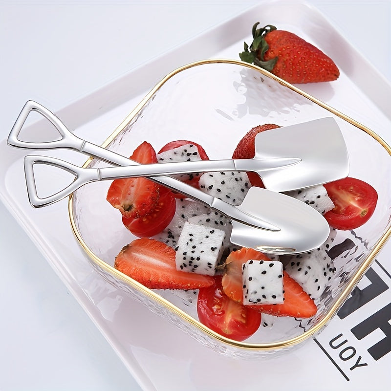Set of 4 Stainless Steel Dessert Spoons for Fruit and Dessert Scooping