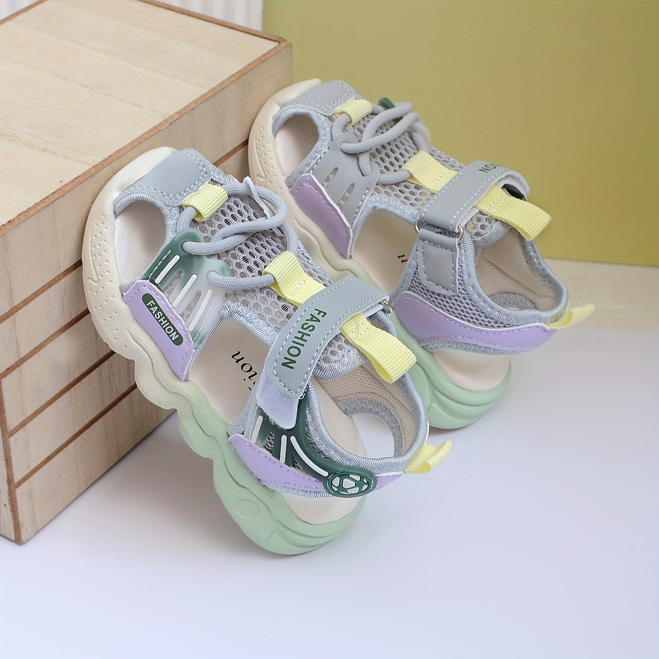 Kids Breathable Mesh Sandals with Secure Fastening for Summer