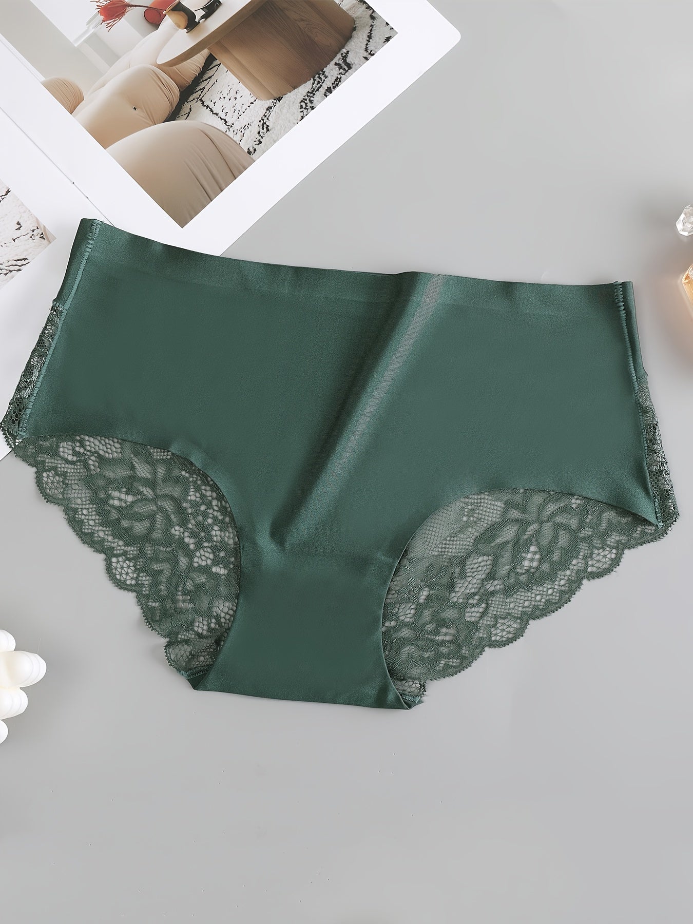 Set of 5 Women's Seamless Lace Low-Rise Panties