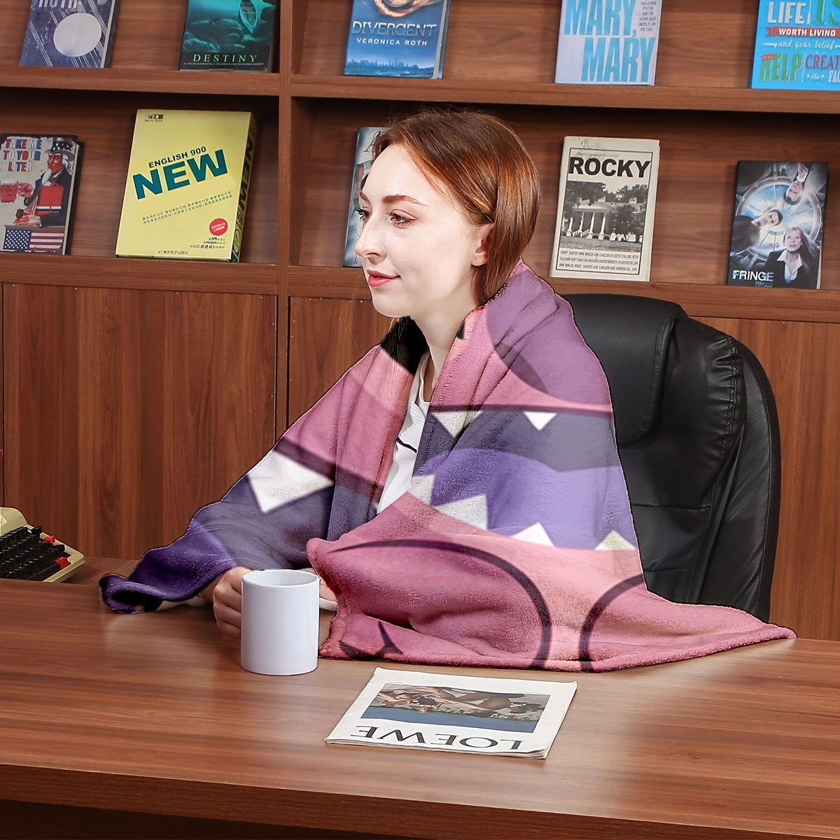 Pink Plush Throw Blanket with Cartoon Design Soft Polyester Knit for Bed Sofa Travel