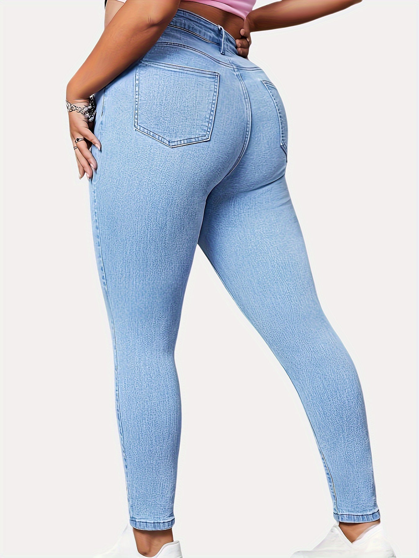 Women's Plus Size Light Blue High-Waist Stretch Straight-Leg Jeans