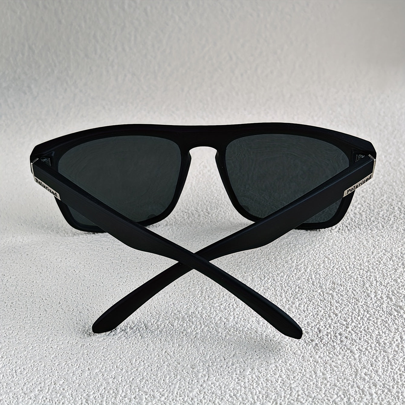 Men's Vintage Style Eyewear with TAC Polarized Lenses and PC Frame