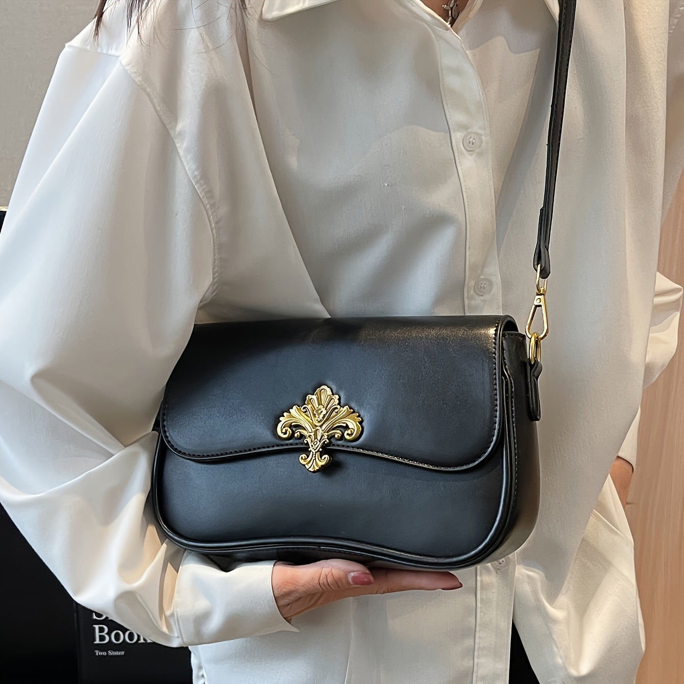 Women's Crossbody Bag PU Solid Color Large Capacity Zipper Closure for Multiple Occasions