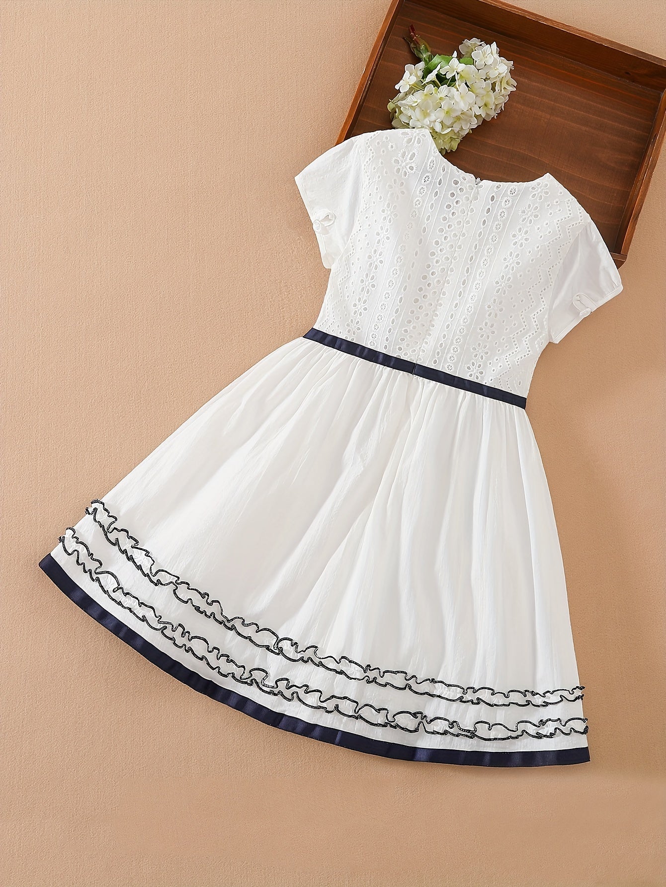 Qizlar yozgi paxta malika ko'ylagi, oq qisqa yeng, toza paxta, tadbir kiyimi