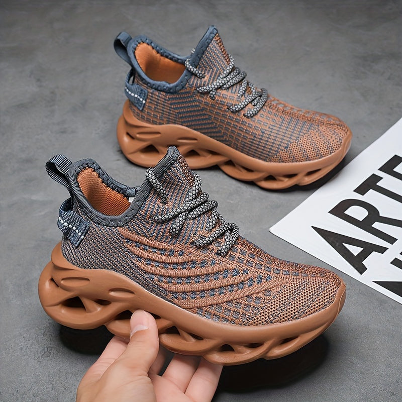 Kids Mesh Sneakers for Running and Tennis Lightweight Breathable Black Low-Top