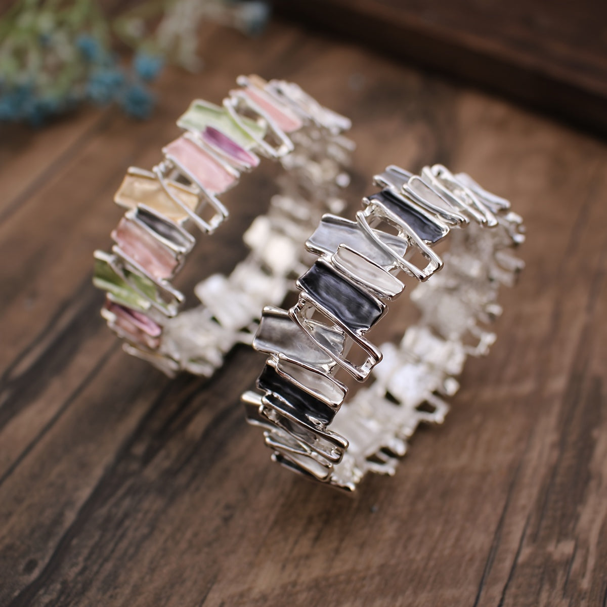 Yoz uchun zamonaviy emal bangle bilaguzuk - Rang-barang, noyob geometrik naqsh bilan kumush qoplama, toksik bo'lmagan qotishma - Bayramlar va sovg'alar uchun ideal