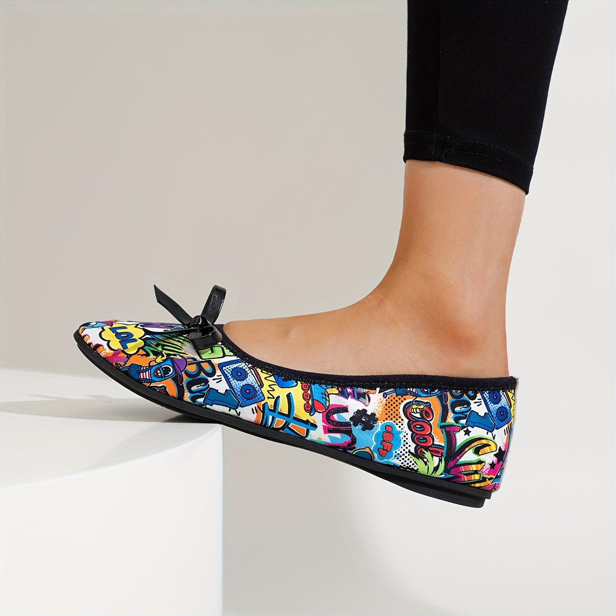 Zapatos planos de lona para mujer con estampado de dibujos animados y detalles de lazo