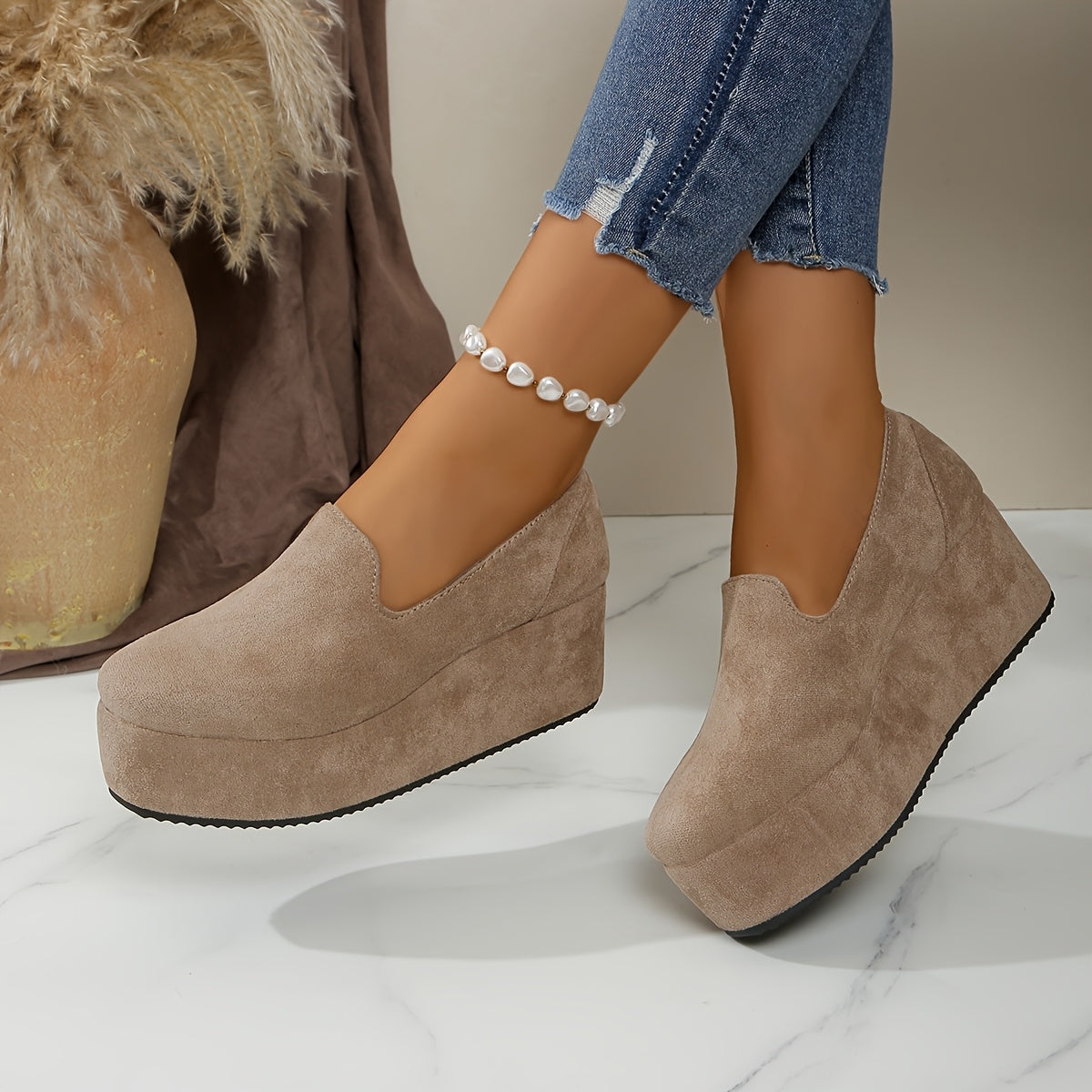 Women's Slip-On Platform Sneakers Soft Fabric Upper Black Casual Footwear