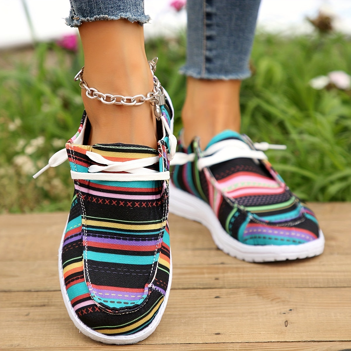 Women's Casual Flat Shoes Breathable Fabric with Colorful Stripes
