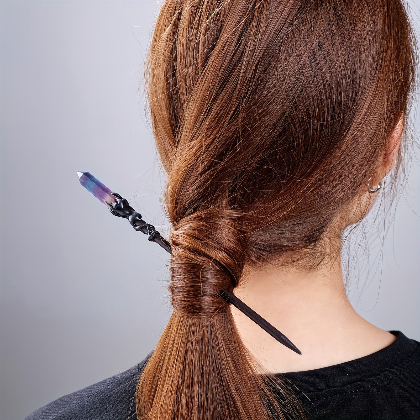 Women's Crystal Hair Stick with Natural Quartz and Elegant Design