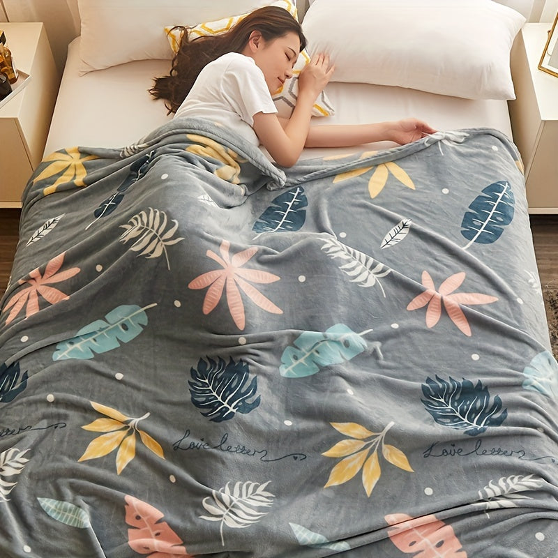 Geometric Flannel Throw Blanket Soft Cozy Modern Design Machine Washable Versatile for Couch Bed Outdoor