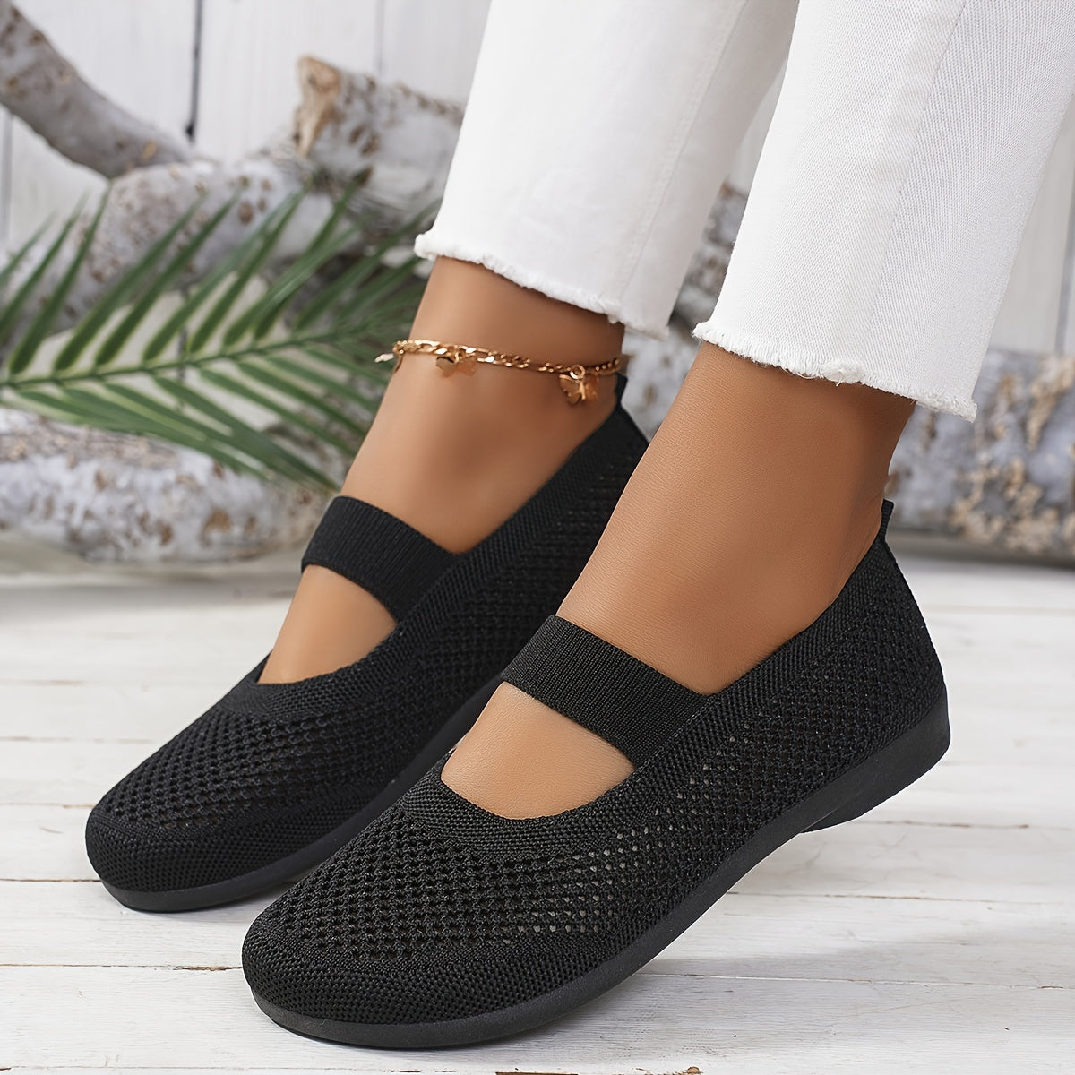 Ayollar uchun nafas oluvchi slip-on poyabzal yengil bej kundalik krossovkalar qulay