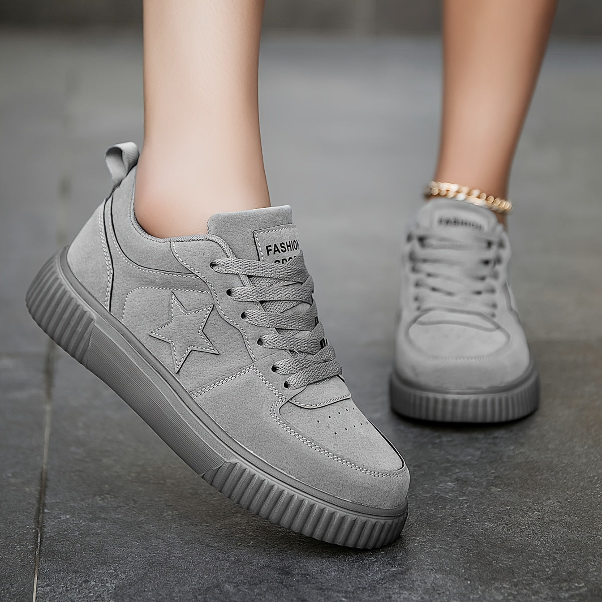 Women Minimalist Star Pattern Lace-Up Casual Sneakers Lightweight Low Top Shoes