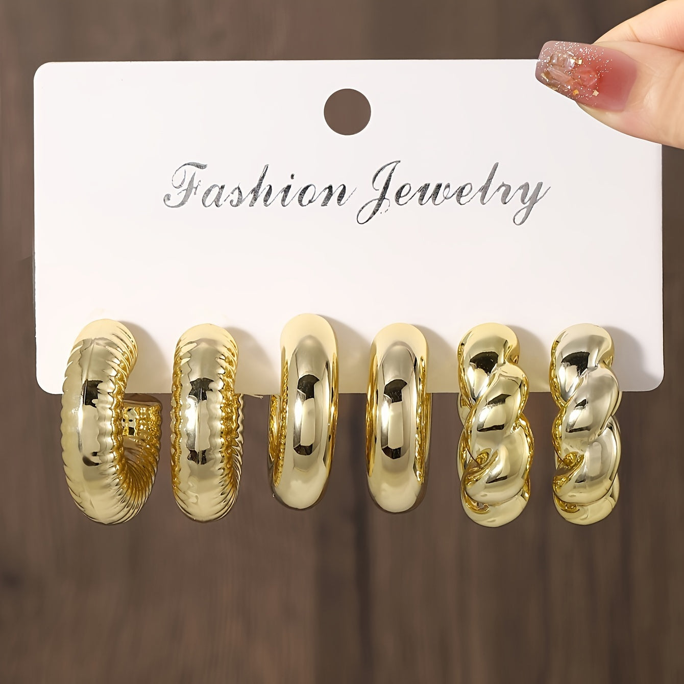 Women’s Minimalist 18-Piece Hoop Earring Set Stainless Steel Posts for Everyday and Travel