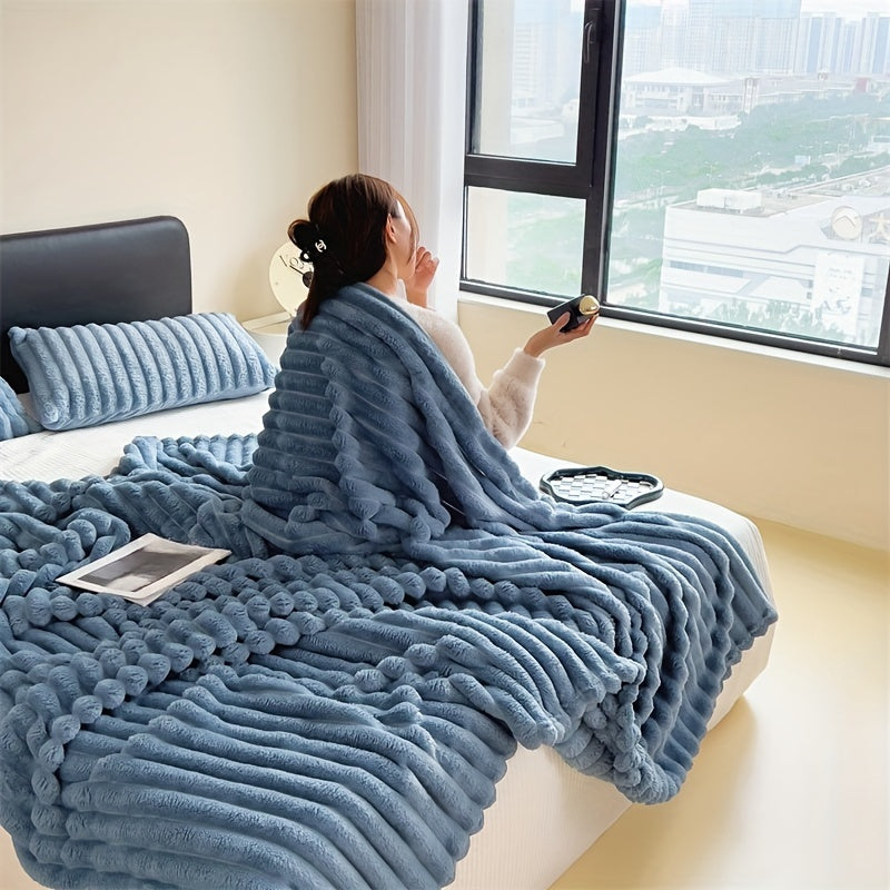 Double-Sided Fleece Blanket Soft Warm Throw Blanket for Dorms Offices Cars Sofa Travel
