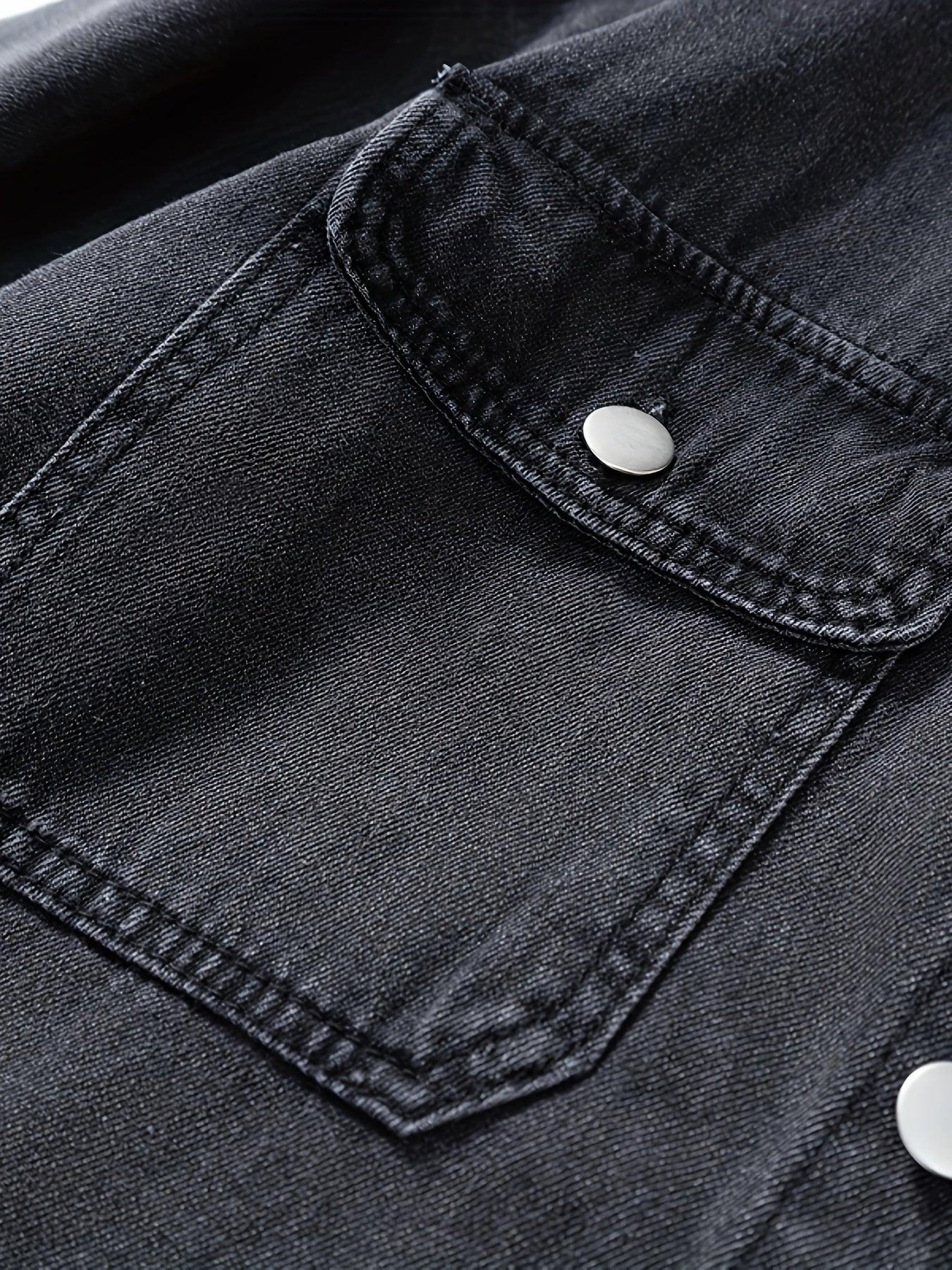 Men's Denim Shirt Casual Loose Fit Lapel Collar Pockets Spring Fall