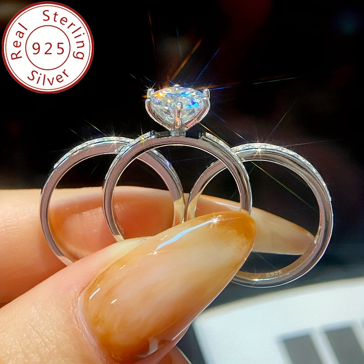 Ayollar uchun zargarlik to'plami, 2 karat Moissanit bilan to'y uzuk va mos keladigan uzuklar bilan