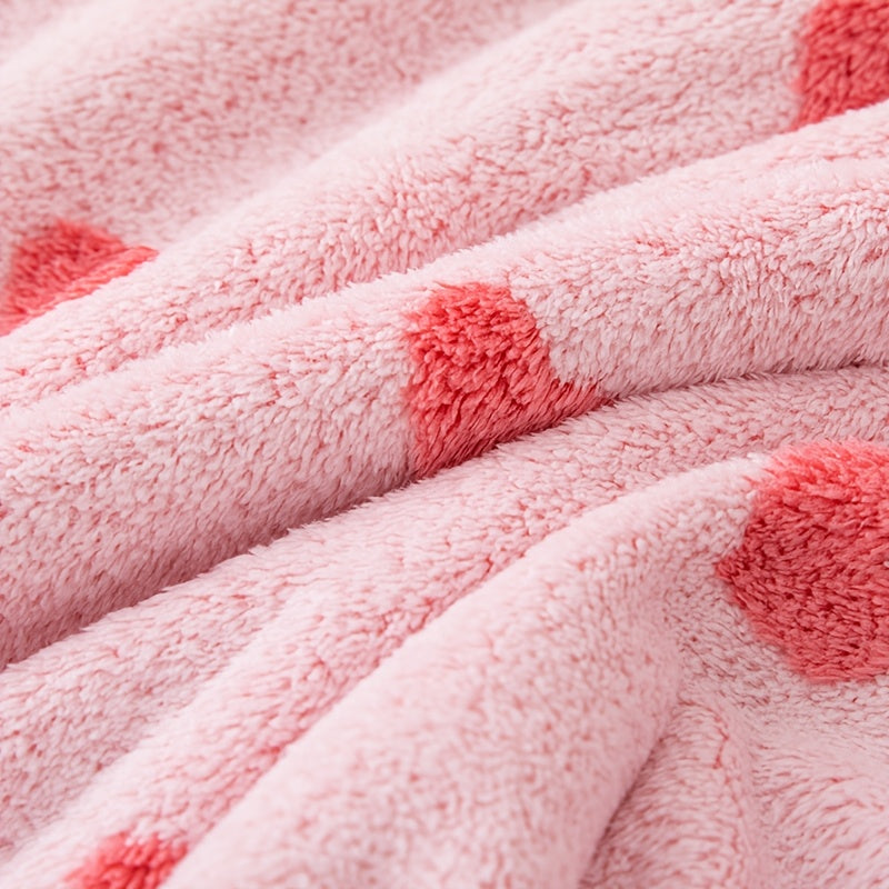 Poliester jakard yurak shaklidagi sochiq to'plami, 320GSM, Sevgi kuni va juftlik hammomida yil davomida foydalanish uchun mukammal.