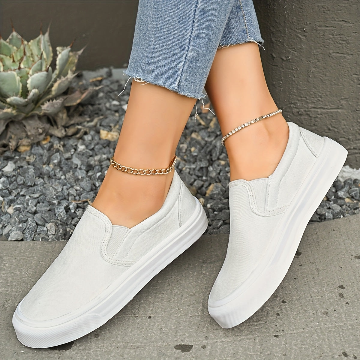 Women's White Slip-On Sneakers Low Top Casual Shoes with Thick Sole