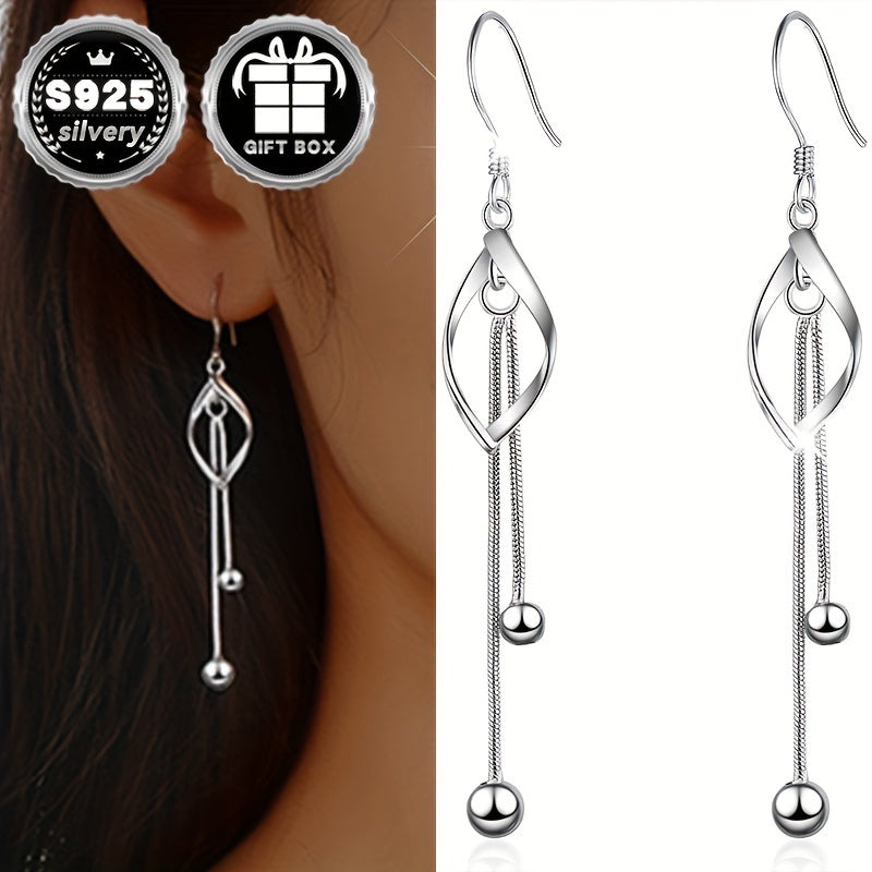 925 Sterling Silver uzun tassel bilakuzuklar, Yevropa va Amerika uslubida, taxminan 3.9g og'irlikda. Ushbu bilakuzuklar nafis va jozibali kumush to'plarni namoyish etadi, maftunkor va nozik bir aurani tarqatadi.