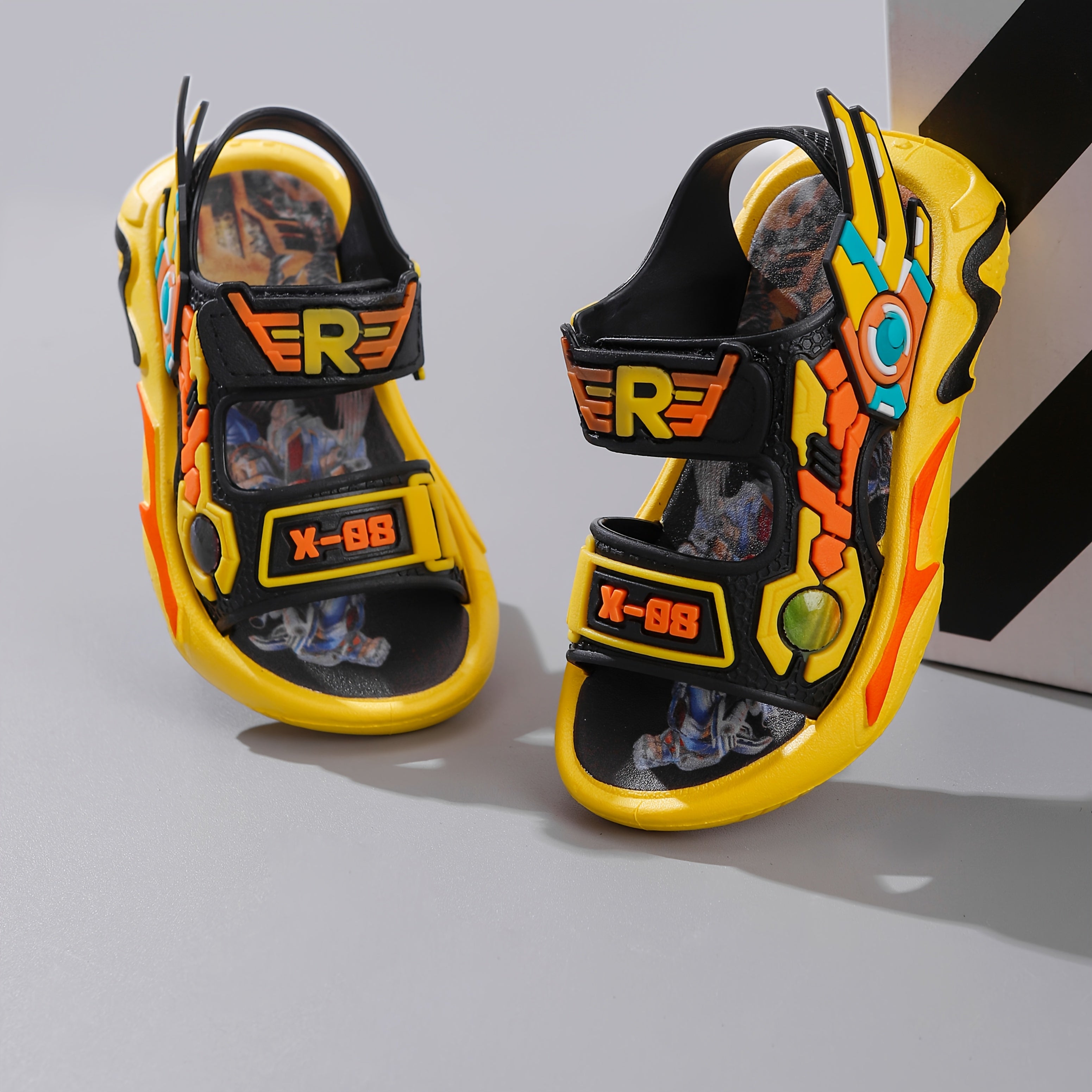 Boys' Cartoon Mecha Sandals for Children 14 and Under PVC Low Top Adjustable Closure