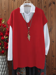 Katta o'lchamdagi ayollar uchun yirtqichlari bo'lgan bir rangli V-yuqori pullover.