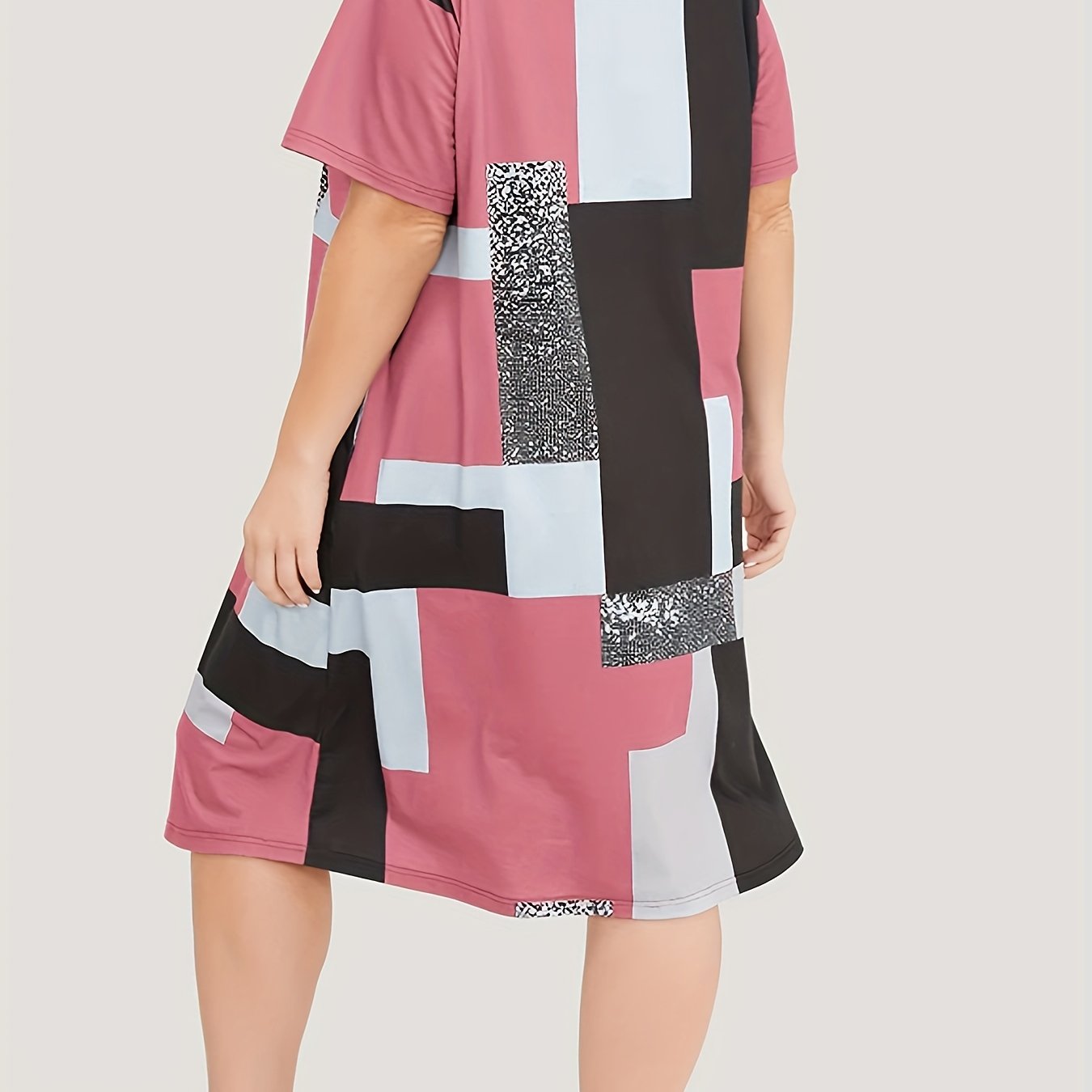 Plus Size Lounge Dress Women's Patchwork Print V Neck Sleep Dress With Pockets