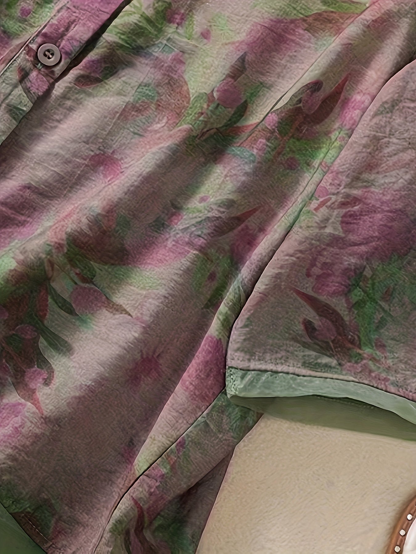 Camisa de mujer con estampado floral, cuello alto, mangas tres cuartos, dobladillo cruzado, poliéster, ropa casual para fin de semana