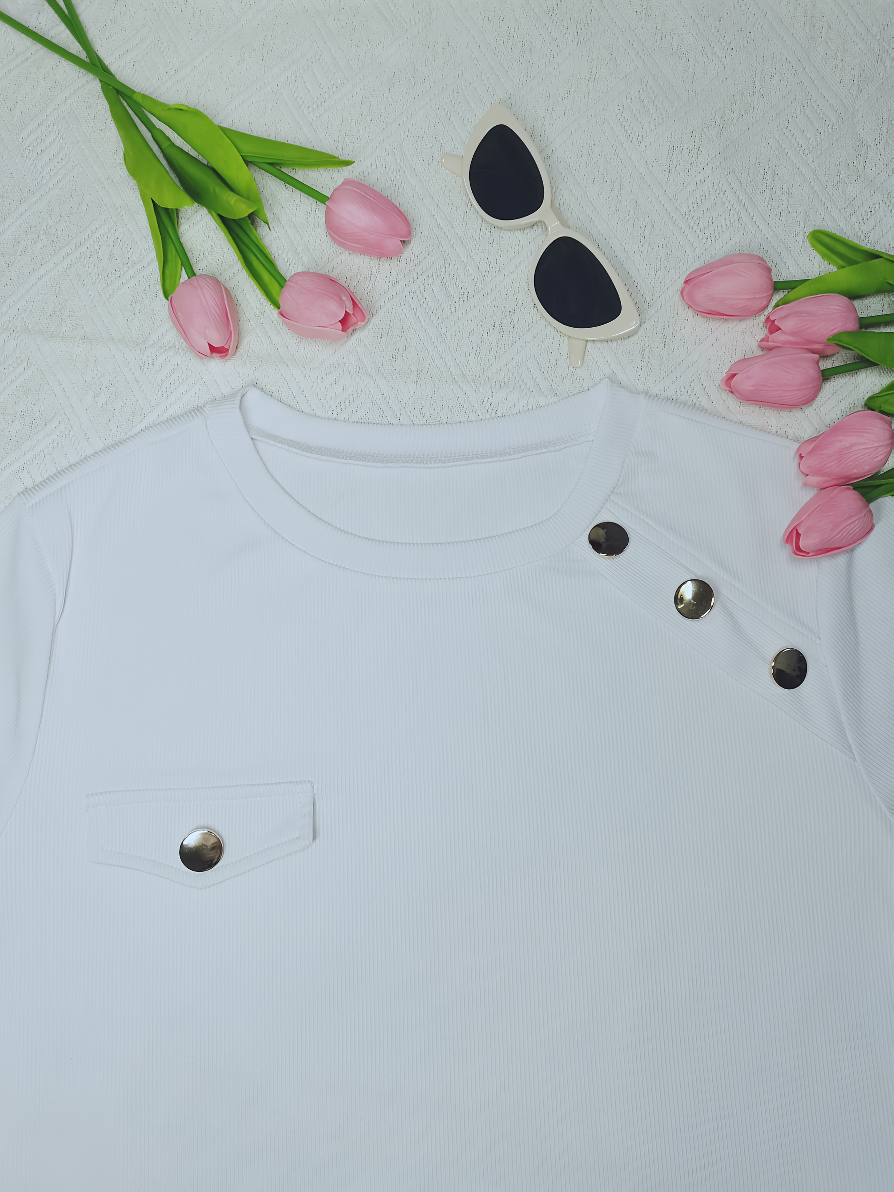 Plus Size Women’s Semi-Sheer Short Sleeve Round Neck T-Shirt for Summer, Work or Date