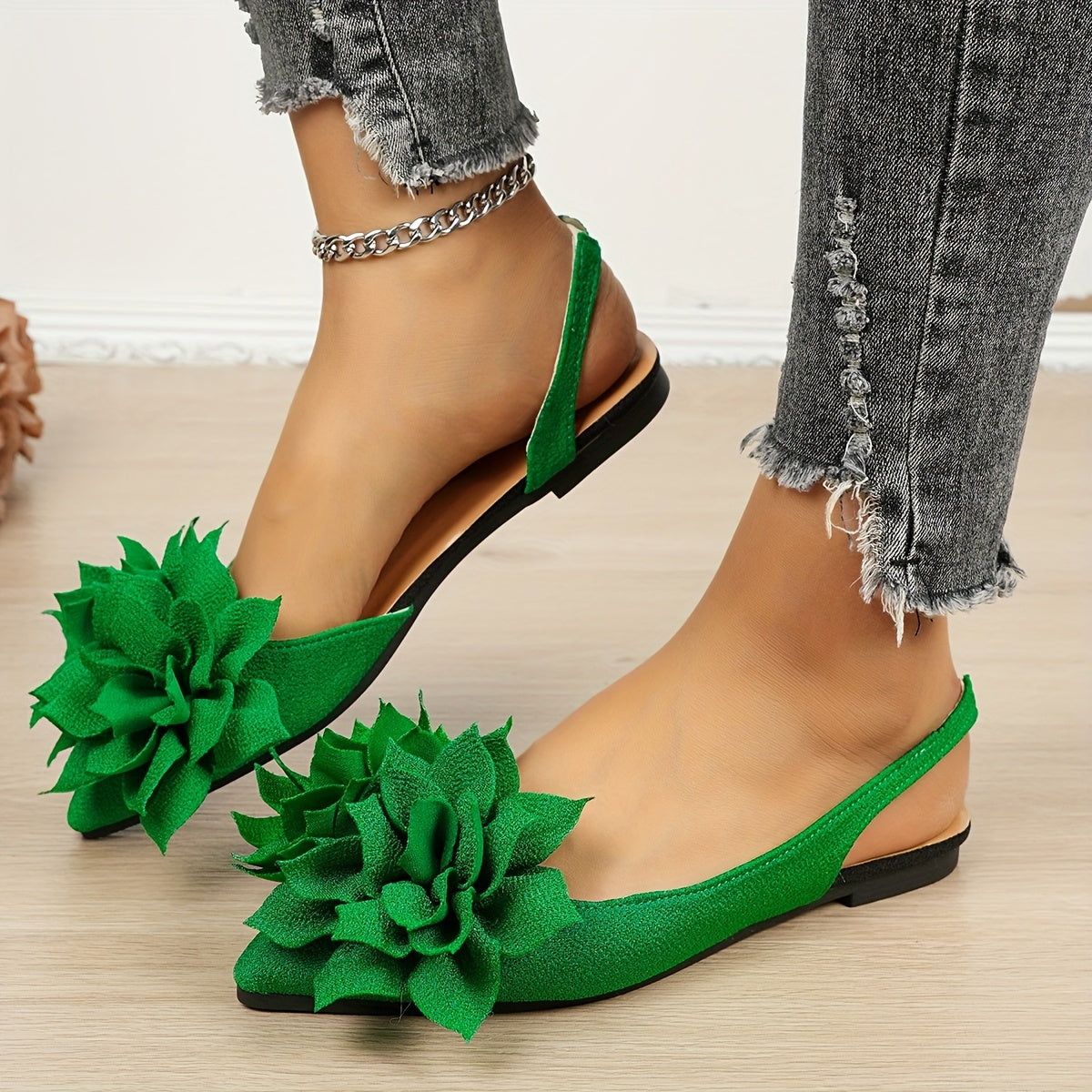 Women's Black Fabric Flat Sandals with Double Flower Embellishment