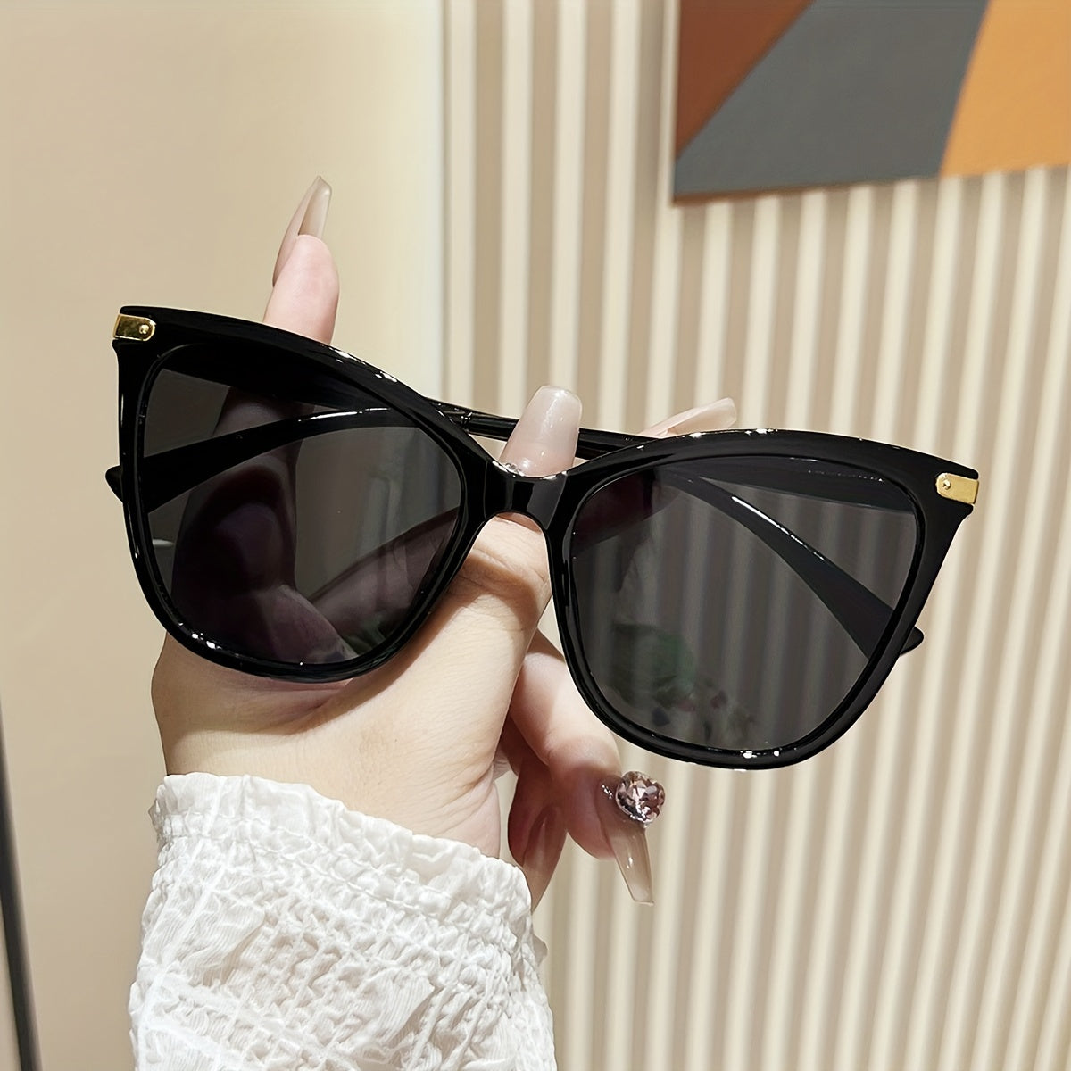 Three Pairs Retro Cat Eye Glasses with Rice Nail Design for Driving and Street Fashion