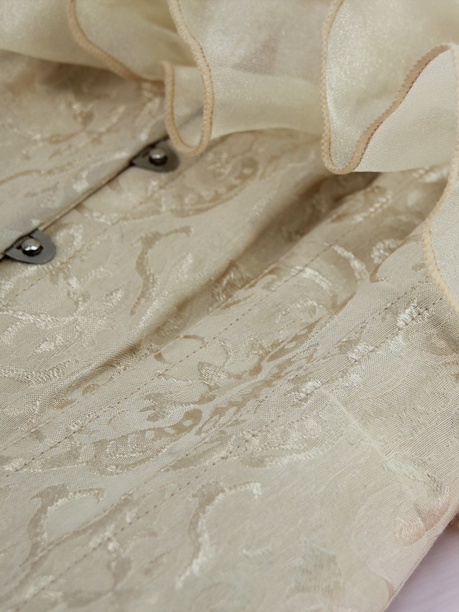 Ayollar uchun ichki kiyim va shakl beruvchi kiyimlar uchun dantelli bustier dizayni bilan flounce yengli korset bluzkalar.