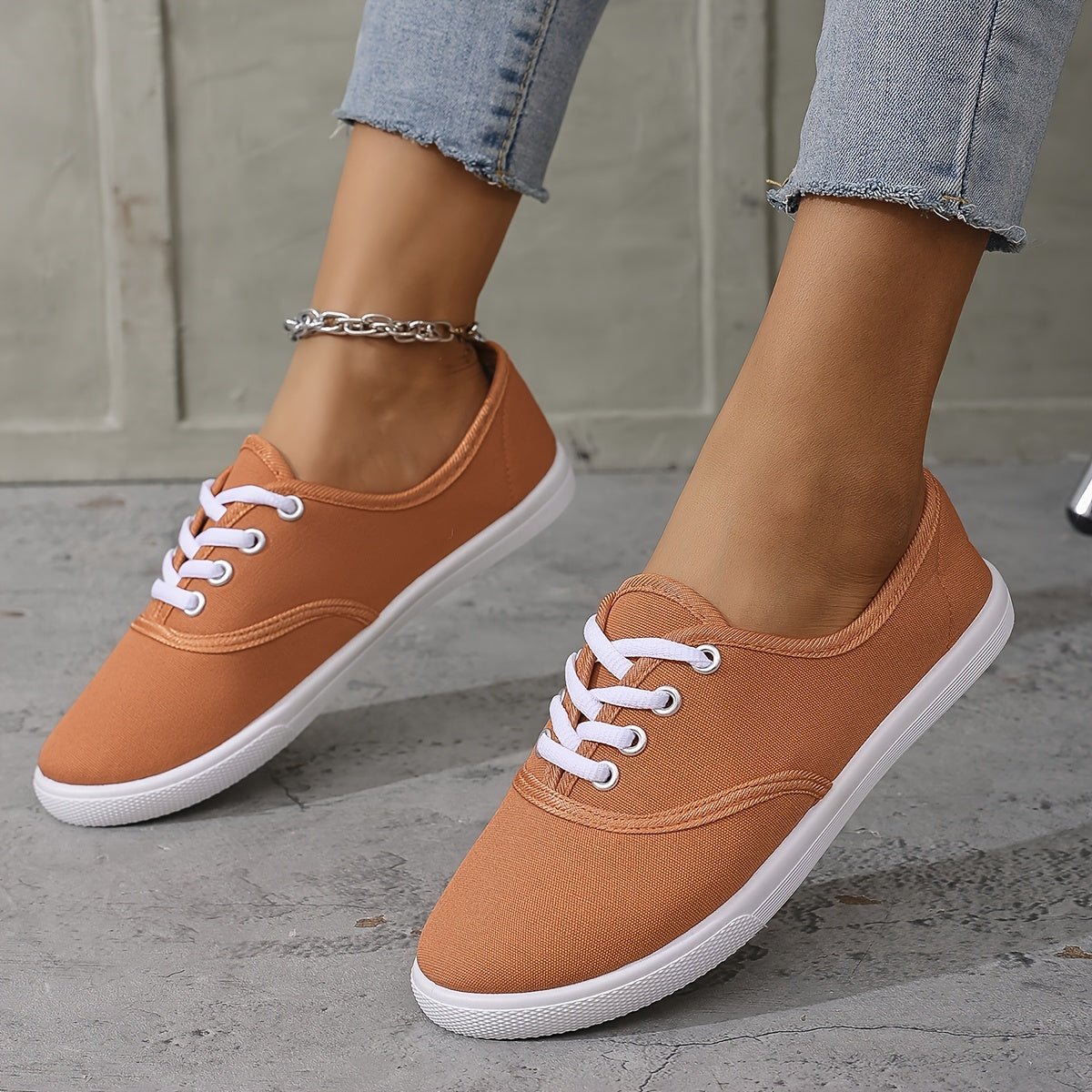 Women's Solid Color Fabric Sneakers with Round Toe for All-Season Comfort
