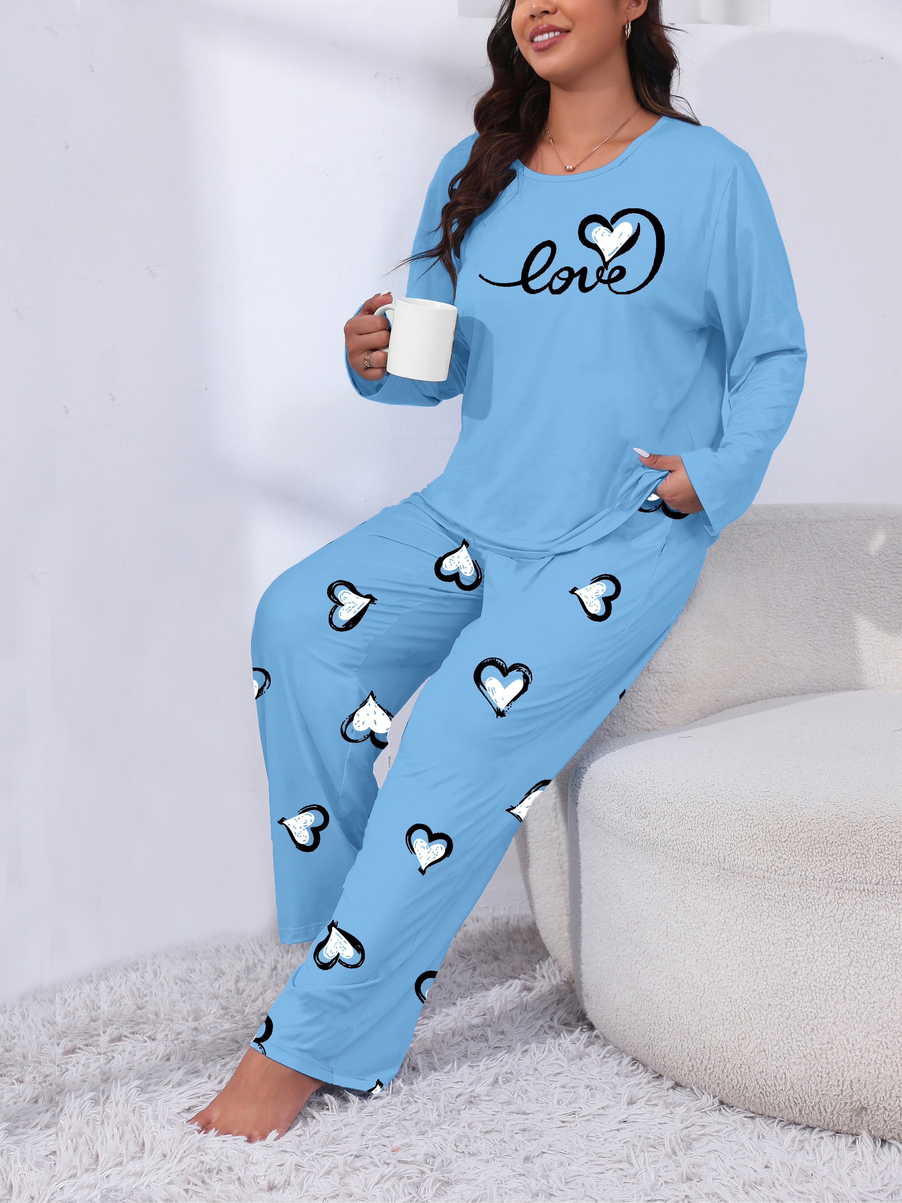 Plus Size Women's Knit Pajama Set Long Sleeve Heart Print Lounge Sleepwear