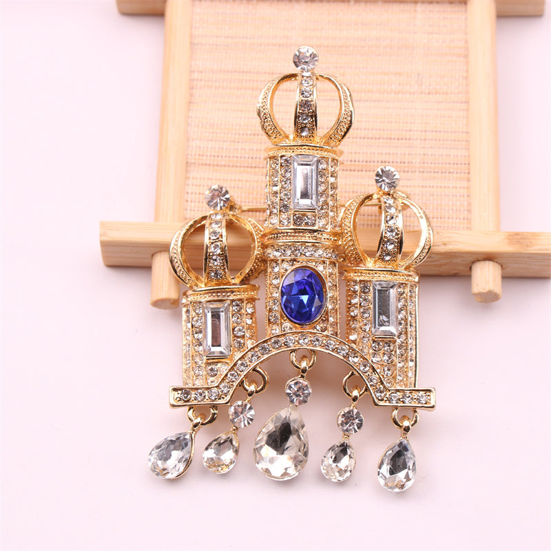 Cute Cartoon Castle Brooch Pin Enamel Gemstone Embellished Unisex Lapel Accessory