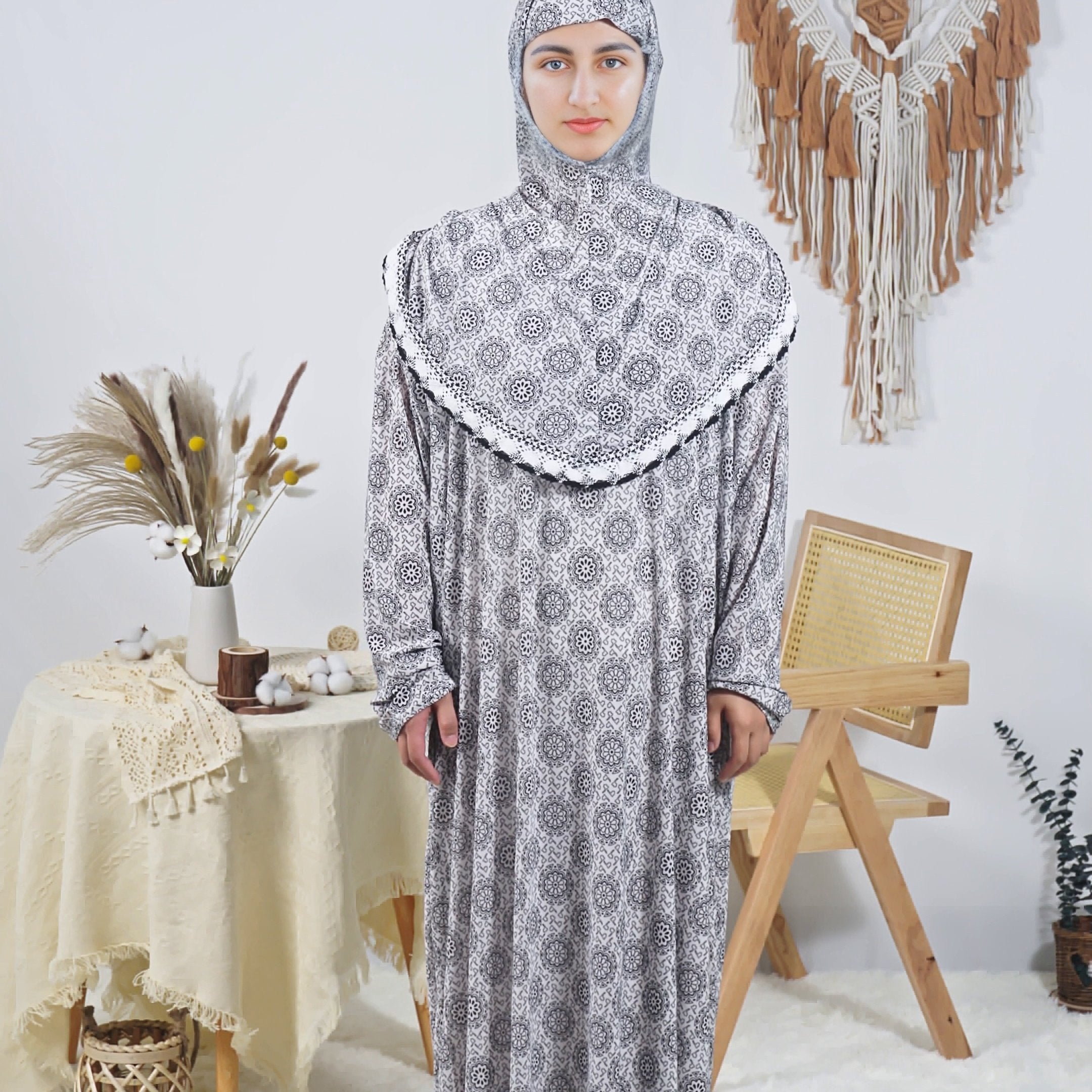 Women's Long Floral Print Loose Fit Robe Polyester Elastane Machine Washable for Ramadan