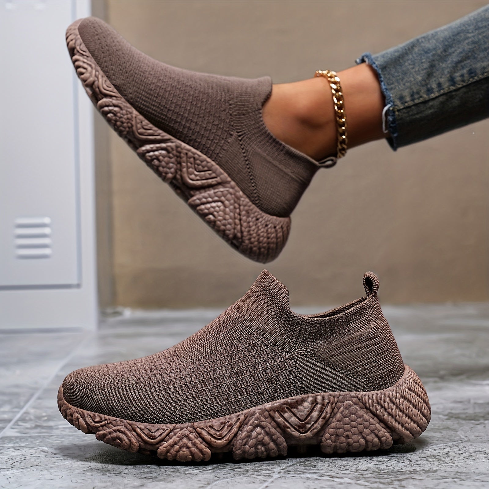 Women's Breathable Knit Sneakers with Cushioned MD Sole for All-Season Stability