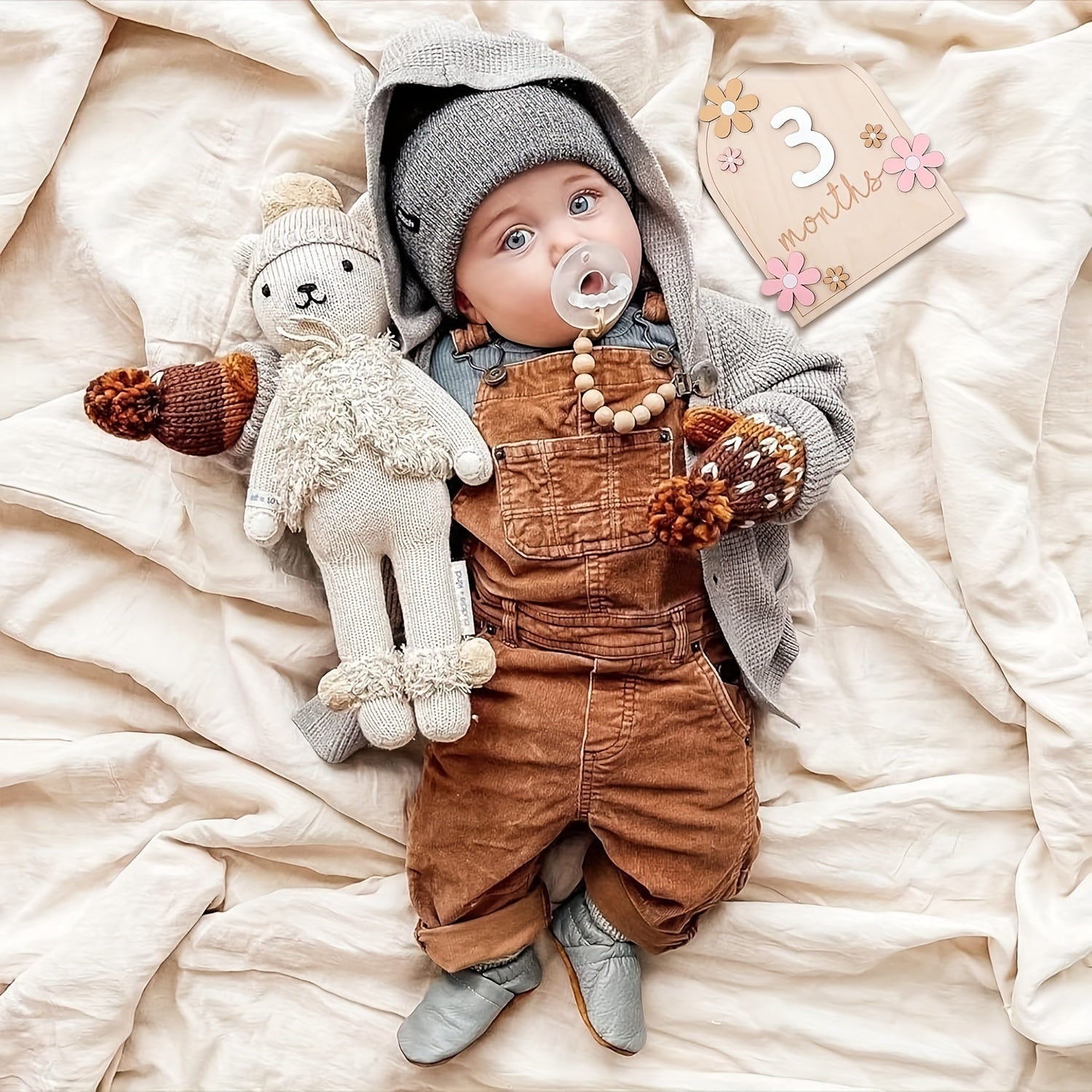 Wooden Milestone Cards Set for Baby Growth Tracking with Floral Design 1-12 Months