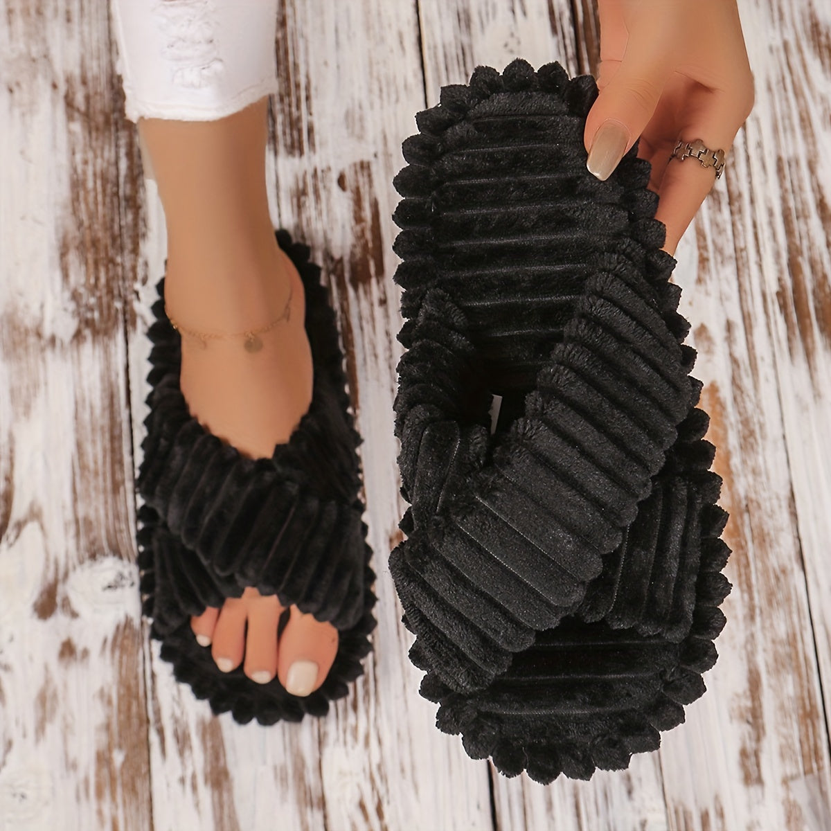 Women's Solid Color Cross Strap Plush Home Slippers for All Seasons