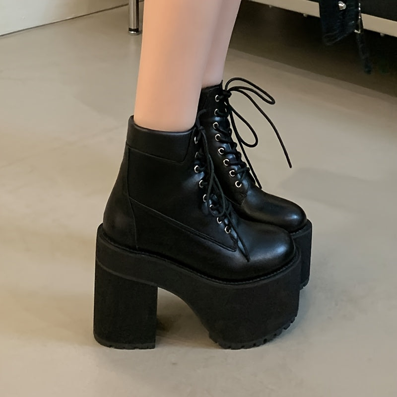 Женские массивные платформенные ботинки на щиколотке однотонные с шнуровкой на широком каблуке
