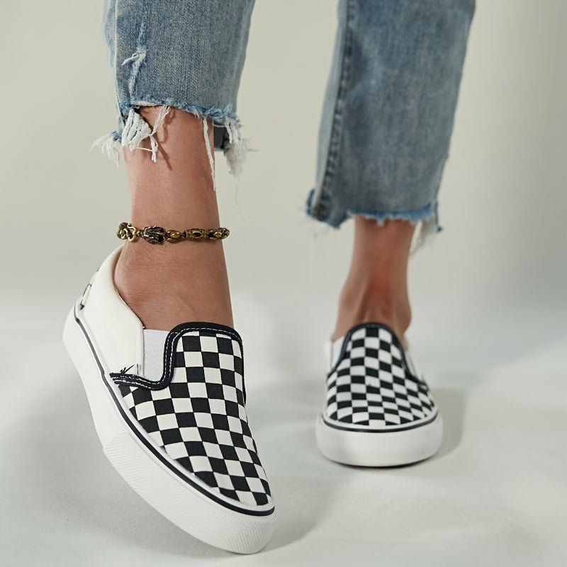 Women's Black And White Checkered Canvas Shoes Casual Skateboarding Comfort